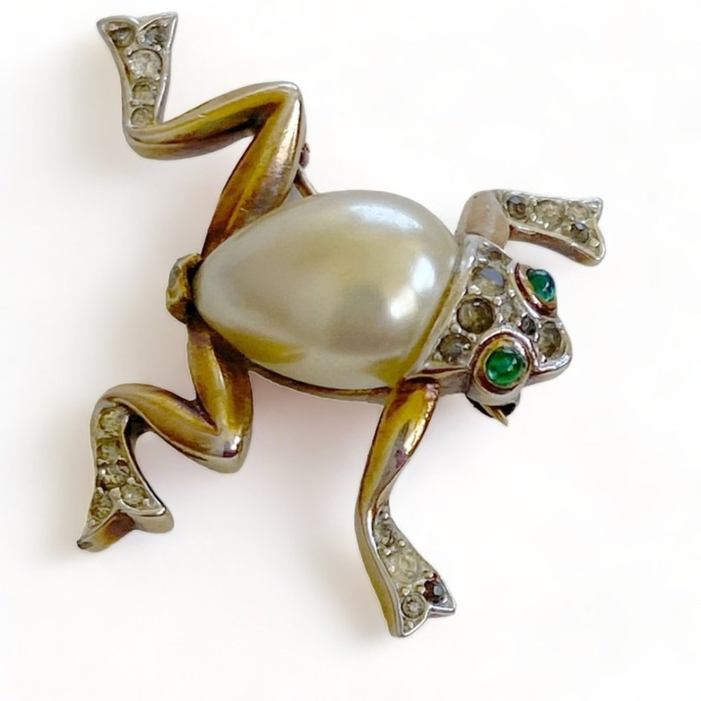 Trifari Alfred Philippe Pearl Belly and Pavé Frog Pin/Brooch (1940s, Figural)